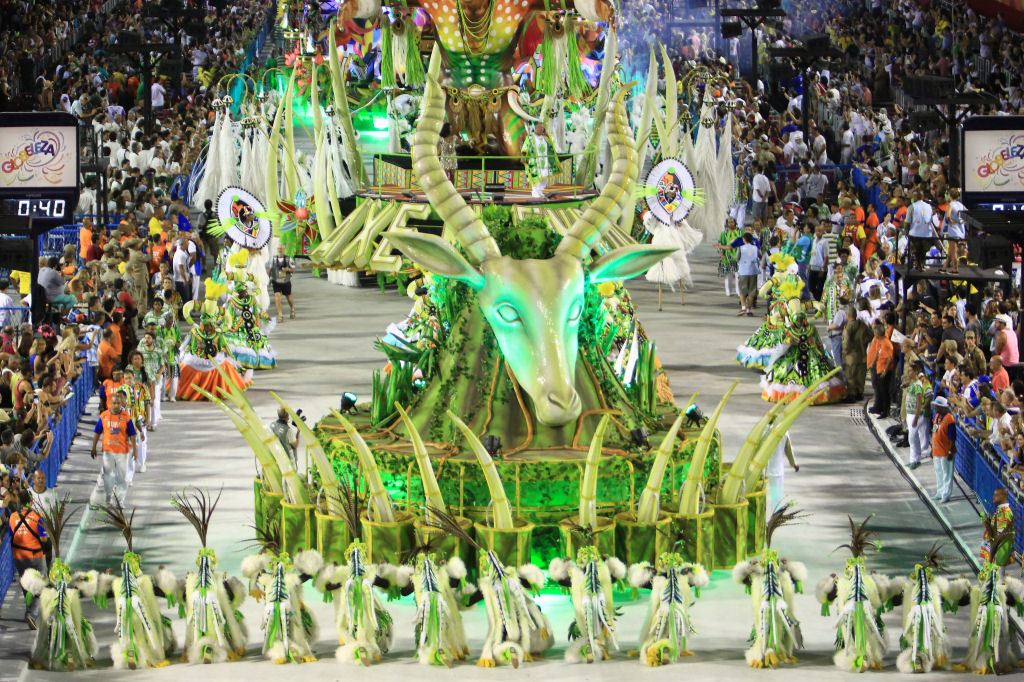 Desfile_de_carnaval_Rio